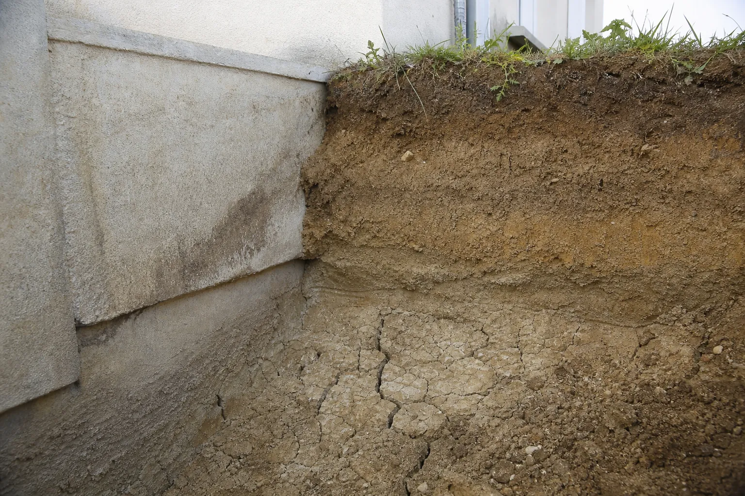 Contexte géologique de La Garenne-Colombes : plaine alluviale et argiles affleurantes